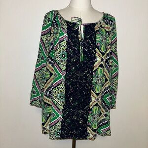 💚💙Crown & Ivy Top💙💚